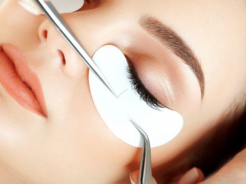Наращивание ресниц